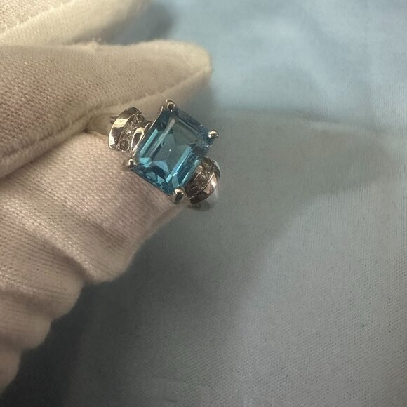 14k White Gold Diamond Blue Topaz size 8 - Picture 7 of 9